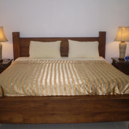 Sansuk Gay Sauna And Guesthouse Pattaya Εξωτερικό φωτογραφία